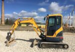 Mini-Pelle Hyundai Robex 27Z-9 d’Occasion (2011) – 2,8T avec 3 Godets