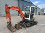 Kubota U27-4 (2018) – Mini Pelle 2,7T avec Attache Hydraulique Rotative – Image 4