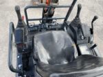 Mini-Pelle Hitachi ZX 17U-2 d’Occasion (2013) – 1,8T avec Moteur Yanmar et 3 Godets – Image 5