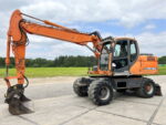 Pelle sur pneus Doosan DX140W 2010 – 14,8T – 7857h – Occasion – Image 4