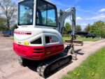 Takeuchi TB230 (2018) – Mini Pelle 2,8T – 2916h – Entièrement Révisée – Image 8
