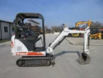 BOBCAT 320 + 3 GODETS – Mini Pelle 1.5T – Image 9