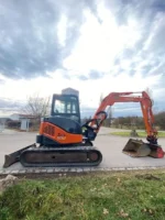 HITACHI ZX50 + 3 GODETS – Mini Pelle 4.5T – Image 8