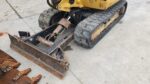 CATERPILLAR 302.2D + 4 GODETS – Mini Pelle 2,1T – Image 9