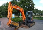 DOOSAN DX60R + 3 GODETS – Mini Pelle 5,9T